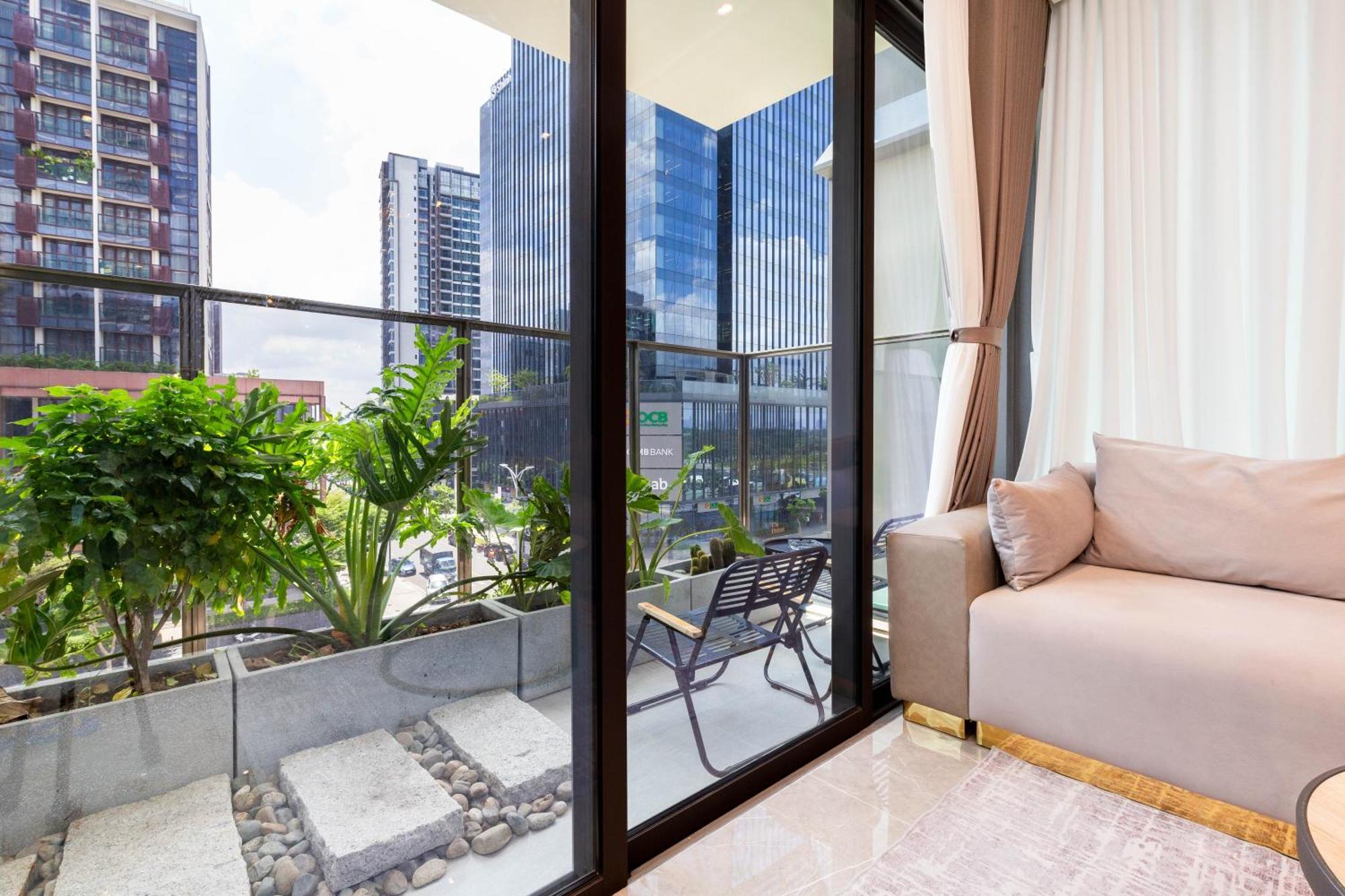 The Opera Apartment Cental Saigon Free Pool-Gym-Sauna Room- Golf Mini Cidade de Ho Chi Minh Exterior foto