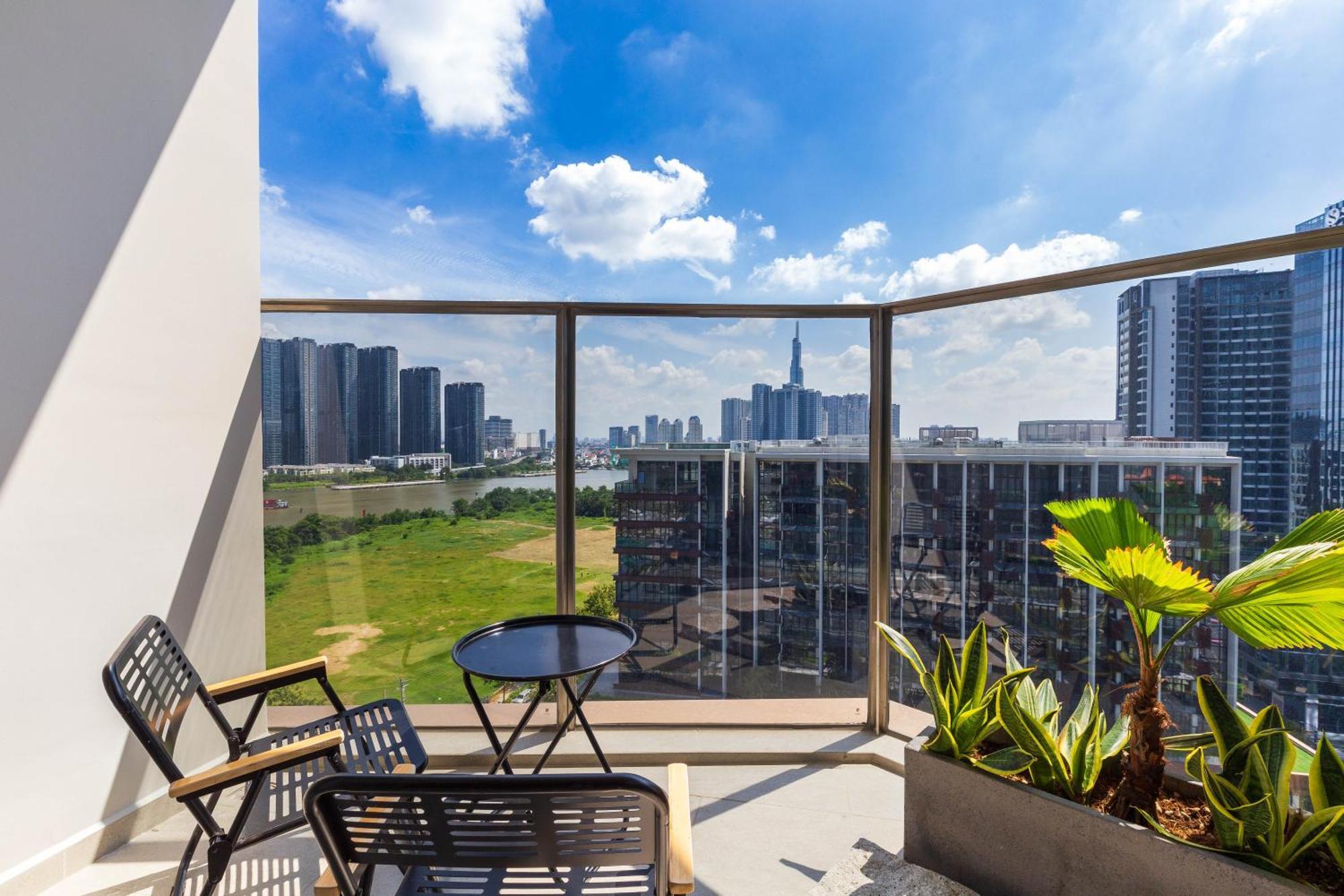 The Opera Apartment Cental Saigon Free Pool-Gym-Sauna Room- Golf Mini Cidade de Ho Chi Minh Exterior foto