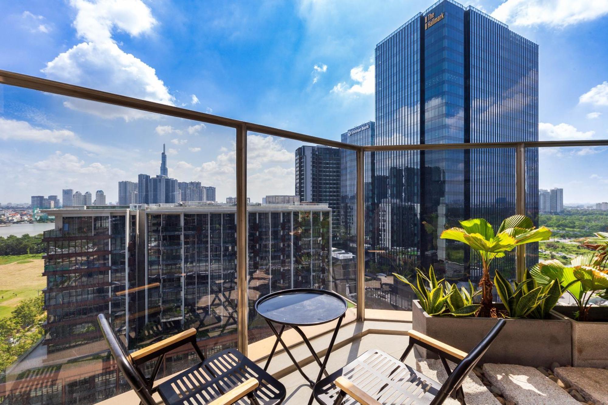 The Opera Apartment Cental Saigon Free Pool-Gym-Sauna Room- Golf Mini Cidade de Ho Chi Minh Exterior foto